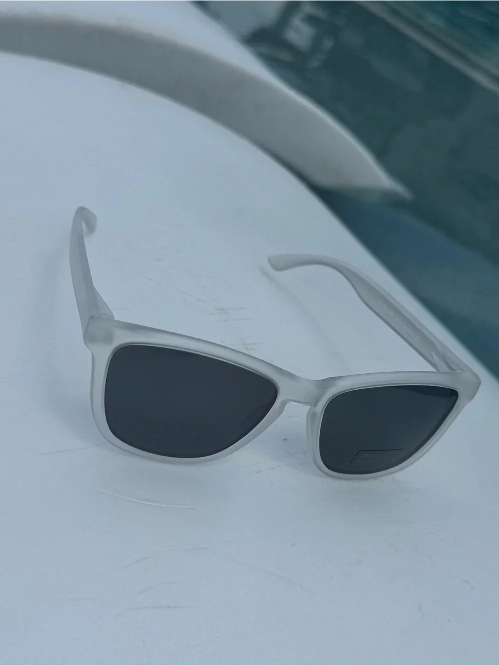 Men's Frosted Light Gray Sunglasses with Dark Lenses